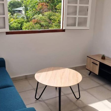 Joli T2 En Bas De Villa Vue Jardin Et Mer Vieux Habitants Bagian luar foto